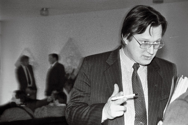 Välisministeeriumi asekantsler Raul Mälk Eesti-Vene läbirääkimistel Lohusalus.