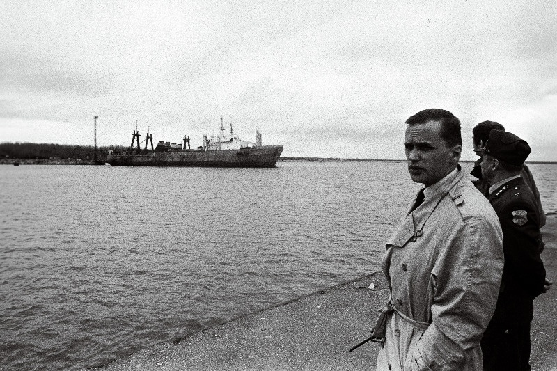 Valitsuse eriesindaja Jüri Tikk Paldiski sadamas.