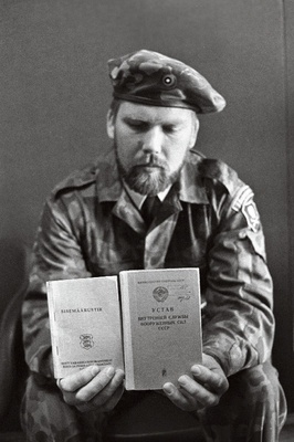 Kaitseliidu ülem major Johannes Kert Kuperjanovi Üksikjalaväepataljonis.  duplicate photo