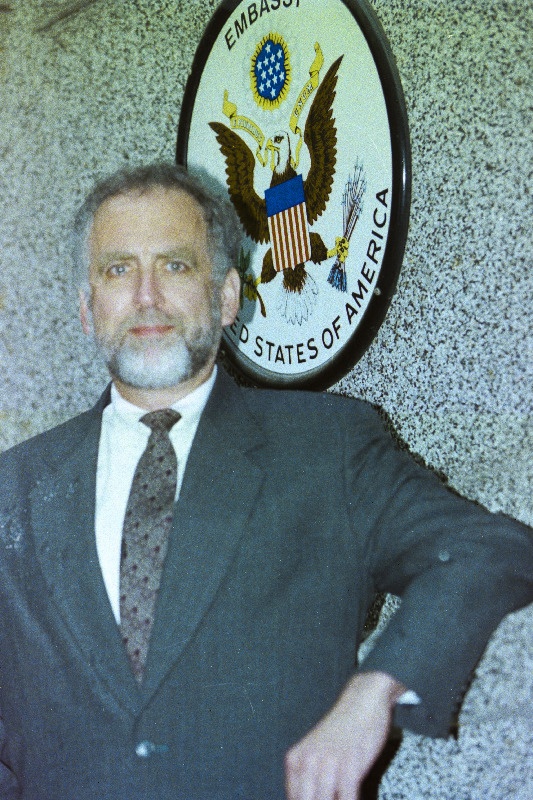 Ameerika Ühendriikide saatkonna majandusnõunik David J. Katz.