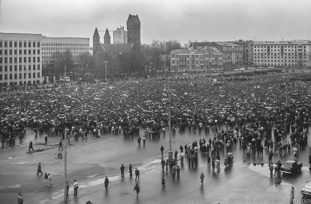 Minsk April 1991 1 - In April 1991, Belarusian workers, led by the Belarusian Popular Front, protested against Soviet policies during the economic crisis. The demands soon became political and included democratic reforms and independence for Belarus