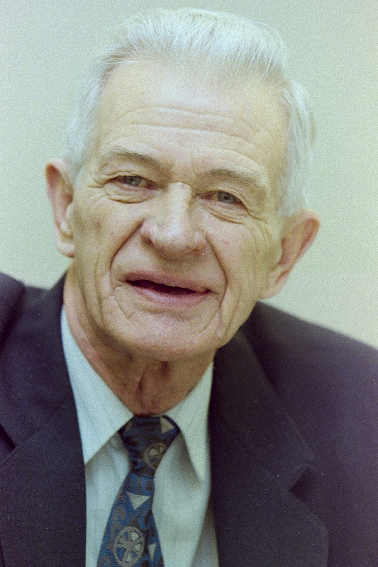 Kiisk, Kaljo - Riigikogu Reformierakonna fraktsiooni liige.