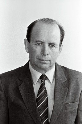 EKP KK liikmed, liikmekandidaadid ja rev. komisjoni liikmed. Juri Kulitšihin.  duplicate photo