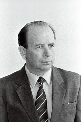 EKP KK liikmed, liikmekandidaadid ja rev. komisjoni liikmed. Juri Kulitšihin.  duplicate photo